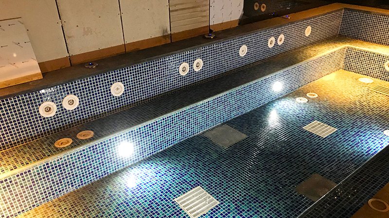 溫泉SPA水池燈